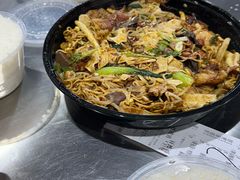 -愉肴麻辣香锅(中北镇店)