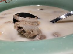 黄豆排骨汤-梅飞酒家(名辉豪庭店)