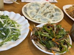 -东北四季饺子王(华山路店)