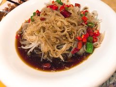 -山珍王国·云南野生菌石锅鱼