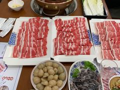 -楼外楼大刀肉传统火锅居(博学路店)