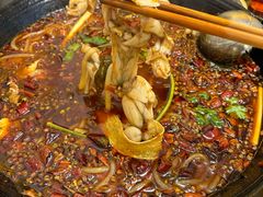 -鸿顺老铁锅美蛙鱼府(解放碑店)