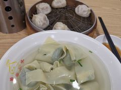 -珊珊小笼馆(仙霞路店)