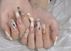-兔猫ToMoreNails美甲美睫