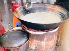 -云南大锅豆浆店