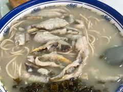 -明呈黄鱼面馆(斜土路店)