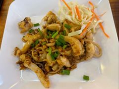 -两兄弟Song Pee Nong(2号店)