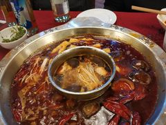 -山城年华老火锅(玉林店)