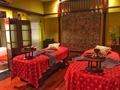 -迪瓦娜按摩和水疗中心