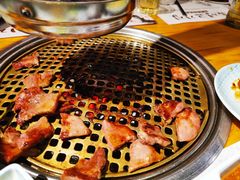-唯成•韩国炭火烤肉 유성고기