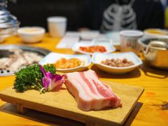 -唯成•韩国炭火烤肉 유성고기