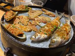 铁板香烤刁子鱼-胖记烤肉(江汉路店)