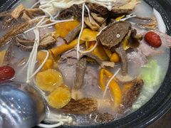 -九寨特色牦牛肉汤锅 羊肉汤锅