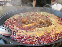 -黄潇洒老火锅(九眼桥宏济巷店)