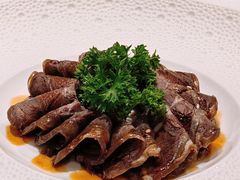 -深圳富苑皇冠假日套房酒店