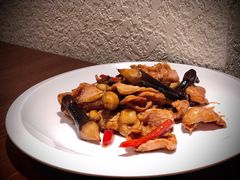 鸡纵菌松板肉-乔家栅(襄阳南路店)