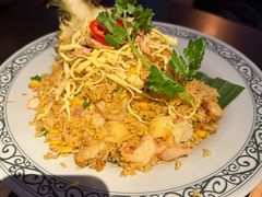 -大头虾越式风味餐厅(光明广场店)