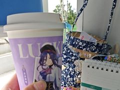 -瑞幸咖啡(小龙湾地铁站临街店)