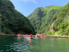-安吉龙王山峡谷漂流