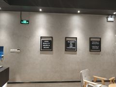 -瑞幸咖啡(怡富广场店)