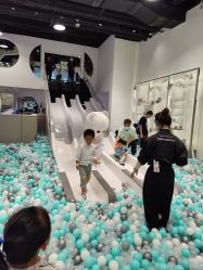 -MINI MARS KIDS CLUB亲子家庭中心(长宁天山店)