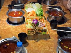 -塔兰齐新疆孜然火锅(鲤鱼山路店)