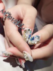 -沫儿·美甲美睫·半永久·皮肤管理