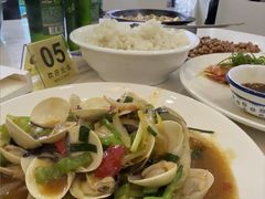 -覃记海鲜美食餐厅