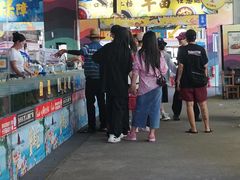 -三亚火车头万人海鲜广场