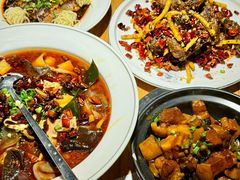 -小三峡食府(西五路店)
