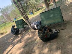 -亲兄弟真人CS团建拓展基地