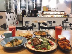 -HELLO 27 意面·沙拉·帕尼尼