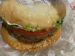 -The Habit Burger Grill 哈比特汉堡(爱琴海店)