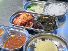 -哈哈碳都·牛肋条无限自助烤肉(台江万达店)