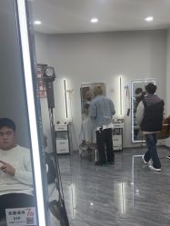 -藤野造型烫染·漂发
