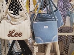 -BIGOFFS 超级折扣(仁恒伊势丹店)