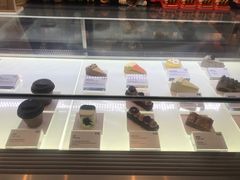 -Fridi Patisserie Cafe