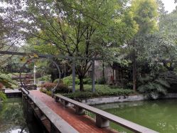 -莲生母婴月子中心(清水河公园店)