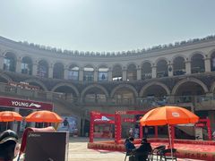 -王府井奥莱临潼小镇(临潼店)