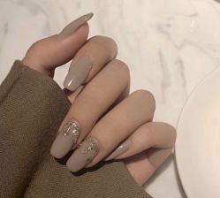 -Pink You美甲美睫纹绣定制中心