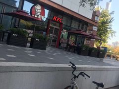 -肯德基(万科广东路店)