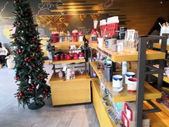 零售区-星巴克(杭州桐庐利时广场店)