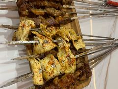 -牧场烧烤餐饮广场