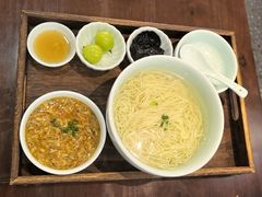 -蟹上黄·蟹黄面·江南糖水(人民广场店)