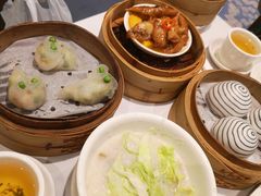 -彩福皇宴(皇室堡店)