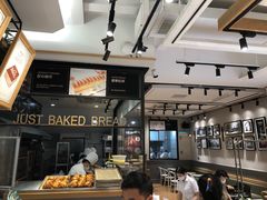 -罗森尼娜(德思勤店)