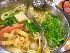 三鲜锅-巴蜀一锅自助火锅
