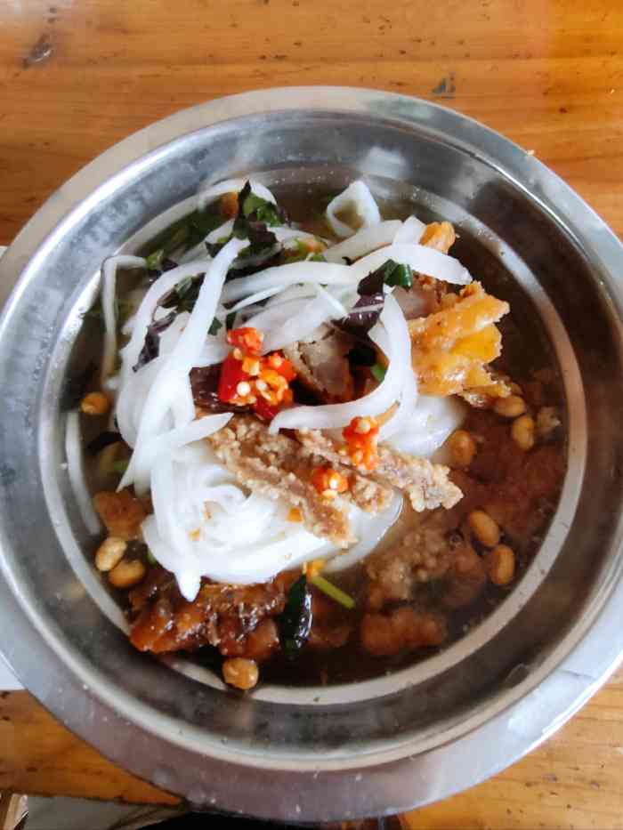 天后宫颜十五酸粉店-"从宾阳永武菜市坐朋友的电单车到宾阳汽车站.