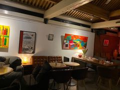 -脚下咖啡·CHILL酒馆(灵光东巷店)