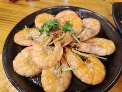 -老东镇啤酒屋海鲜加工·蒸汽海鲜·海鲜烧烤(台东店)